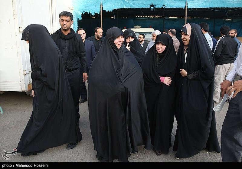 حضور خانواده سردار شهید حسین همدانی در معراج شهدا 1