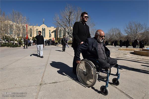 مراسم تشییع و تدفین پیکر مطهر دو شهید گمنام در شیراز‎ 3