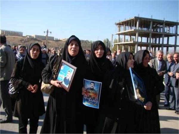 تشییع پیکر مطهر سرلشکر خلبان شهید خالد حیدری در مهاباد