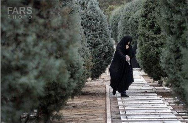 برگزاری مراسم غباروبی و عطر افشانی مزار شهدای گمنام بهشت زهرا(س)تهران