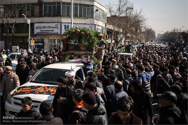 مراسم تشییع و تدفین پیکر دو شهید گمنام در مدرسه علمیه مروی 14