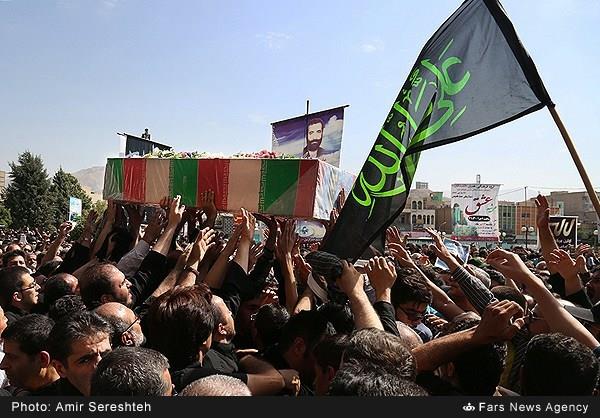 تشییع پیکر مطهر شهید غواص سیدجلیل میری‌ورکی 23