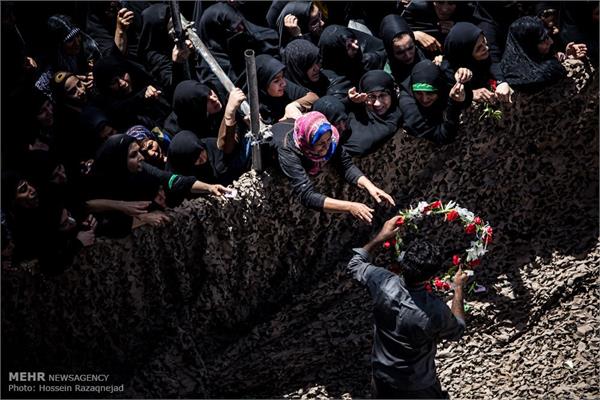 آئین تشییع و تدفین پیکر مطهر شهید غواص در نازی آباد تهران 22