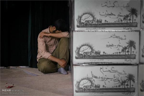 دیدار خانواده شهید دفاع مقدس سید مهدی غلامی پس از ۳۳ سال 19