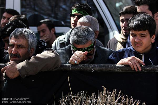 مراسم تشییع و خاکسپاری دو شهید گمنام در محلات 2