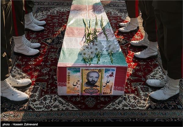 تشییع پیکر ۶ تن از شهدای تازه شناسایی شده نیروی زمینی ارتش 16