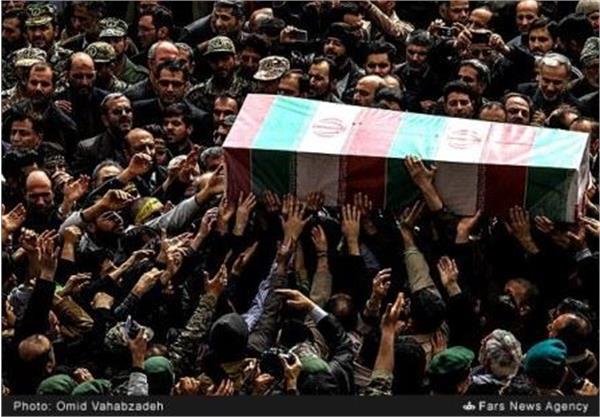 تشییع پیکر 3 شهید گمنام در تهران