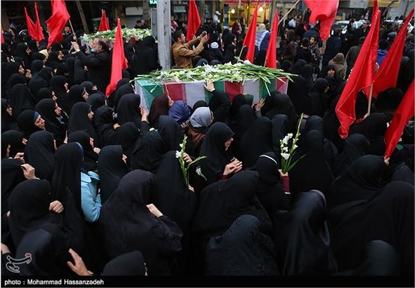 تشییع پیکر ۵ شهید گمنام دوران دفاع مقدس در تهران 6