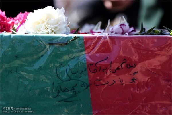 مراسم تشییع و خاکسپاری دو شهید گمنام در محلات 14