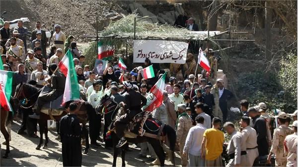 استقبال از 32 شهید دفاع مقدس در روستای دوله‌تو و سردشت 19