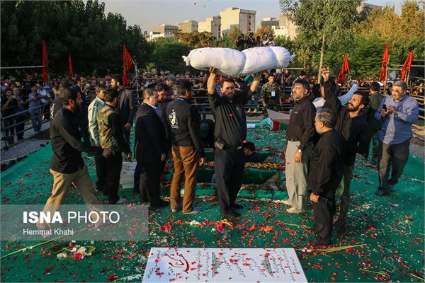 تشییع پیکر دو شهید گمنام در بوستان شقایق - خانی‌آباد تهران 29