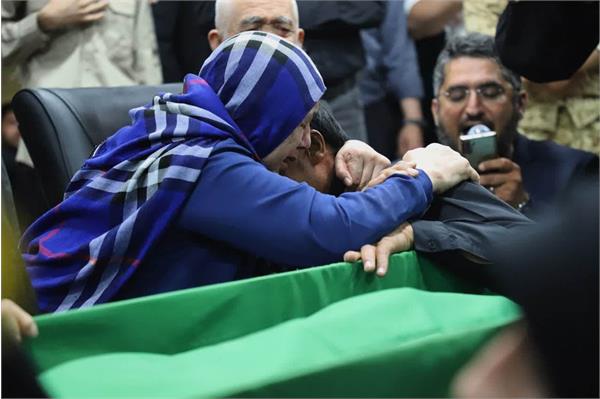 وداع با پیکر مطهر شهیدالقدس لشکر فاطمیون روح‌الله نوری - 15 خرداد 1403 8