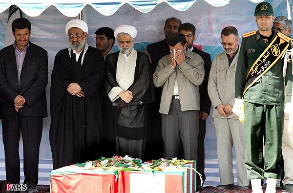 تشییع و خاکسپاری شهدای گمنام دانشگاه شاهد-12/7/89