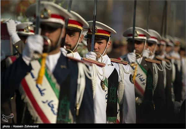 تشییع پیکر ۶ تن از شهدای تازه شناسایی شده نیروی زمینی ارتش 2