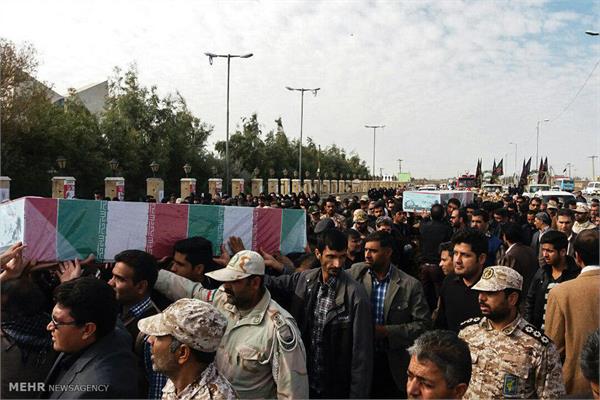 تشییع و تدفین پیکر ۲ شهید گمنام در دانشگاه آزاد اسلامی واحد زابل 7