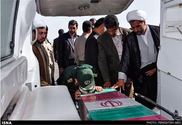 ورود شهدای گمنام به شهر بیرجند 10