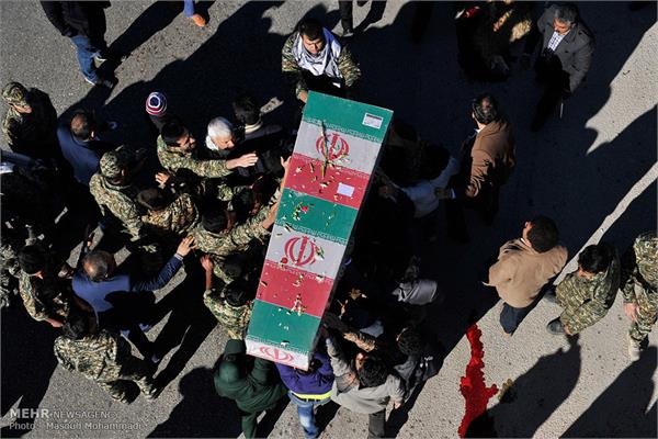 تشییع پیکر دو شهید گمنام در شهر بیدروبه اندیمشک 2