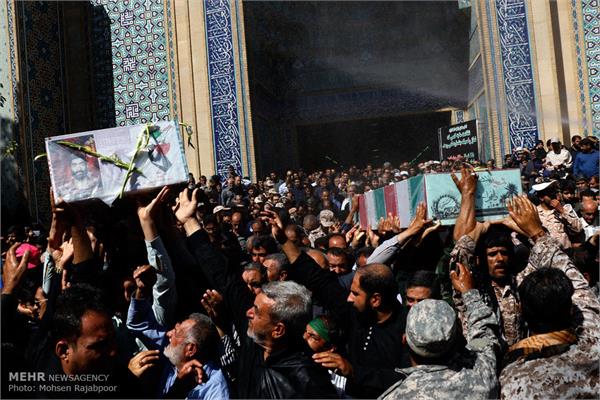 تشییع دو شهید دفاع مقدس در کرمان 11