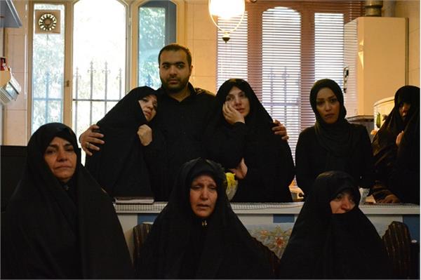 اولین دیدار خانواده شهید فرجی نوازانی با فرزند شهیدشان بعد از 33 سال 5