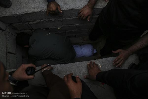 مراسم تشییع و تدفین دو شهید گمنام در اهواز 3