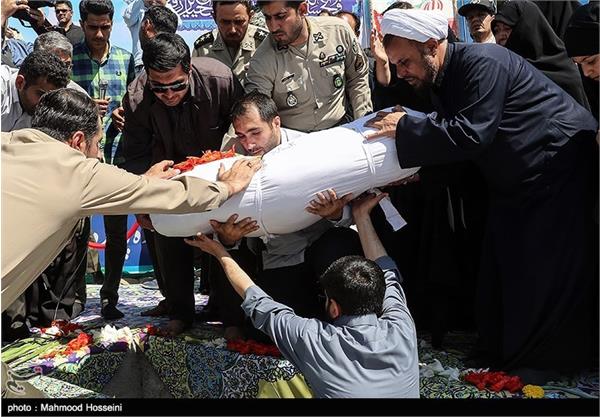 تشییع و تدفین پیکر شهید گمنام در ستاد دژبان کل ارتش 14