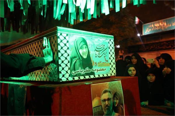 وداع با پیکر مطهر شهیده راه قدس معصومه کرباسی-1آبان1403 5