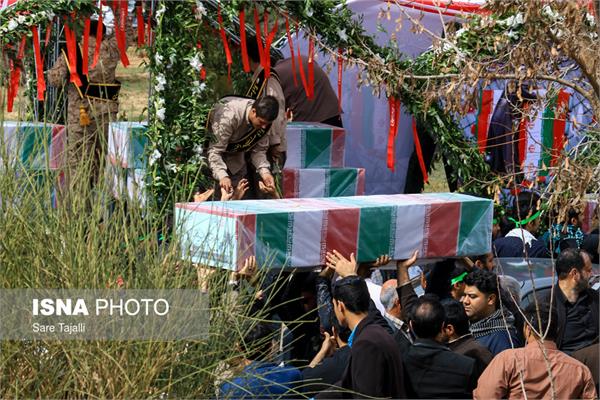 تشییع پیکر مطهر 20 شهید دوران دفاع مقدس ـ کرمان 6