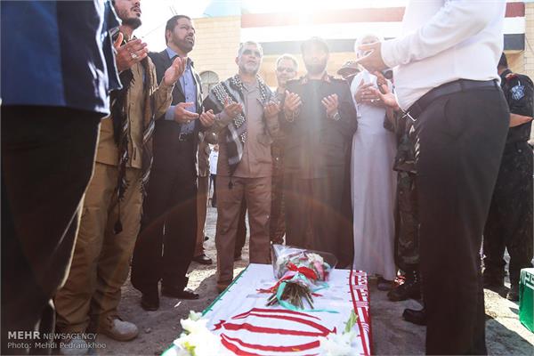 ورود پیکر ۴۸ شهید تازه تفحص شده دفاع مقدس از مرز شلمچه 1