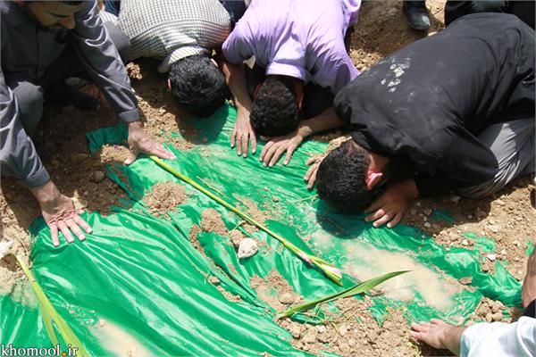 تشییع و خاکسپاری شهدای گمنام دانشگاه خلیج فارس بوشهر-27/2/89