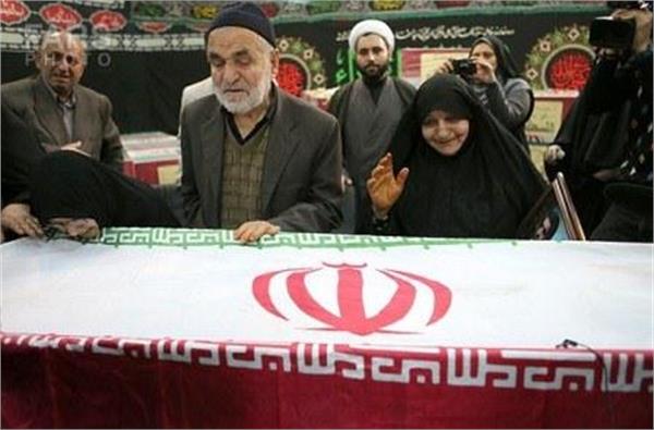 احراز هویت شهید محمد منتظری در معراج الشهدا با حضور خانواده شهید