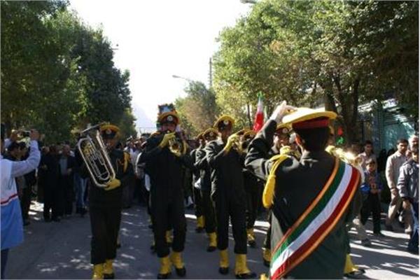 تشییع و خاکسپاری شهدا گمنام در دهاقان اصفهان