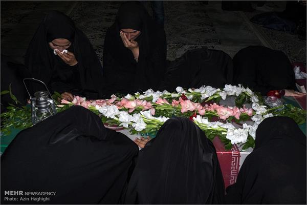 مراسم وداع با شهدای غواص و خط شکن در دانشگاه تهران 3