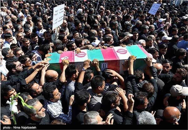 تشییع شهدای گمنام در مشهد 11