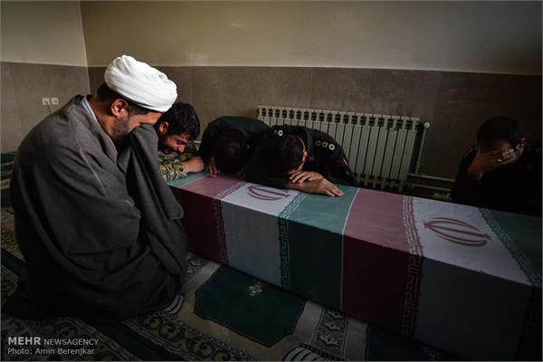 آئین استقبال از پیکر 4 شهید گمنام در شیراز 11