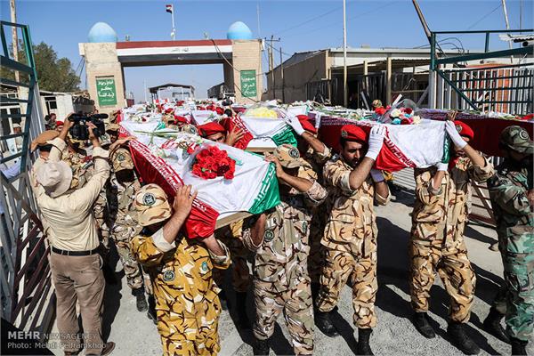 ورود پیکر ۴۸ شهید تازه تفحص شده دفاع مقدس از مرز شلمچه 7