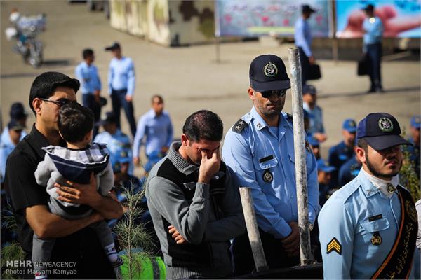 مراسم تشییع پیکر دو شهید گمنام در شهرک آسمان 18