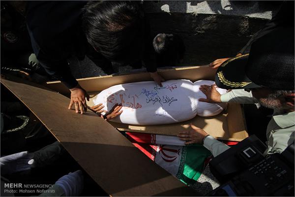 مراسم تشییع پیکر دو شهید دوران دفاع مقدس در بیرجند 9