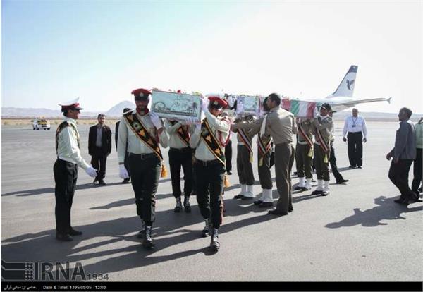 ورود پیکر پاک دو شهید دوران دفاع مقدس به بیرجند 3