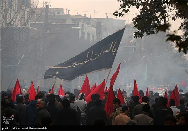 تشییع پیکر ۵ شهید گمنام دوران دفاع مقدس در تهران 3