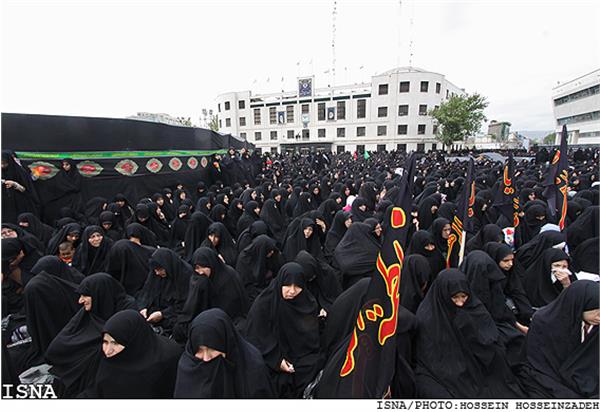 تشییع دو شهید گمنام درمشهد مقدس