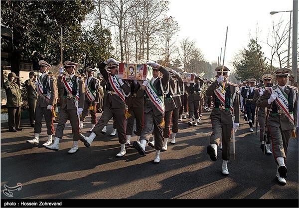 تشییع پیکر ۶ تن از شهدای تازه شناسایی شده نیروی زمینی ارتش 9