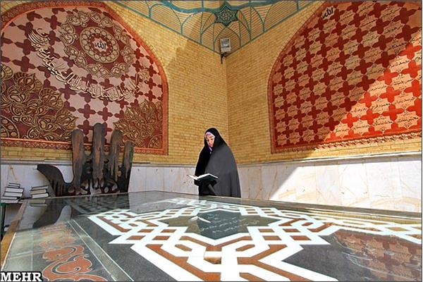 مزار مطهر شهدای در دانشگاه های تهران