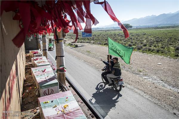 تشییع پیکر شهدای گمنام هشت سال دفاع مقدس در لامرد 14