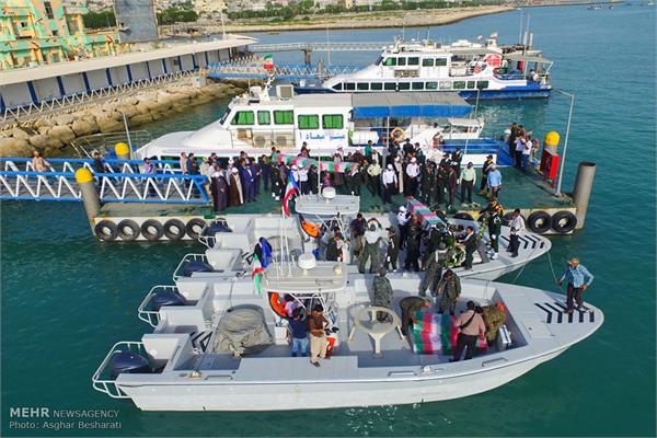 تشییع پیکر شهدای گمنام در قشم 14