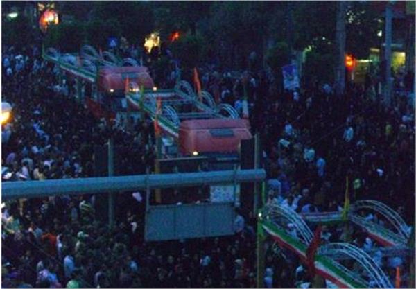 استقبال مردم اراک از کاروان شهدای گمنام