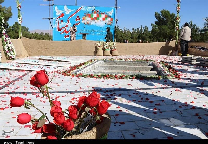 تشییع عاشقانه ۳ شهید گمنام در ‌دامغان 1