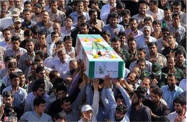 تشییع و خاکسپاری یک شهید گمنام در حوزه علمیه خواهران یزد