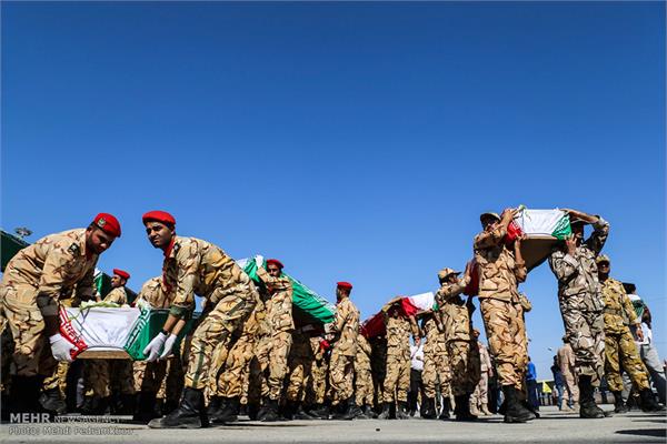 ورود پیکر ۴۸ شهید تازه تفحص شده دفاع مقدس از مرز شلمچه 11