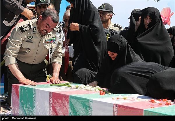 تشییع و تدفین پیکر شهید گمنام در ستاد دژبان کل ارتش 13