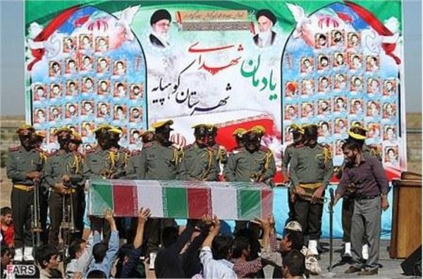 تشییع و خاکسپاری شهدای گمنام در شهرستان کوهپایه اصفهان